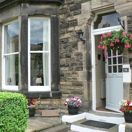 16 Franklin Bijou Boutique Bed and Breakfast Harrogate Exterior foto